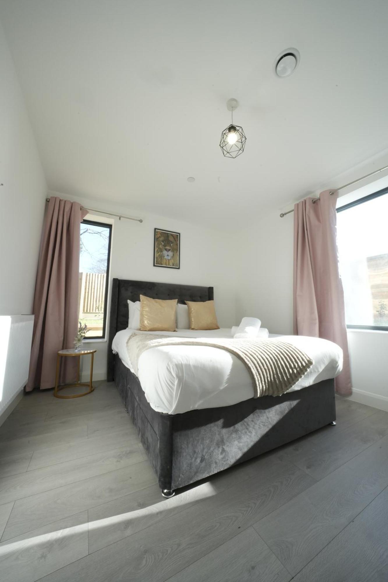 Ealing Broadway Great Stay 7-Minute Walk From The Underground Exteriér fotografie