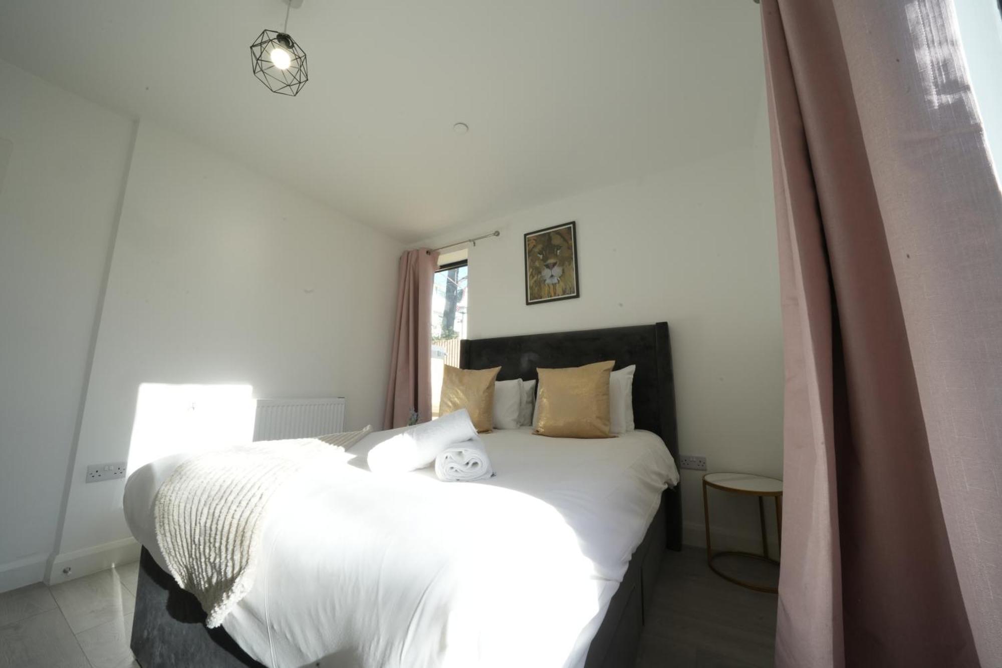 Ealing Broadway Great Stay 7-Minute Walk From The Underground Exteriér fotografie